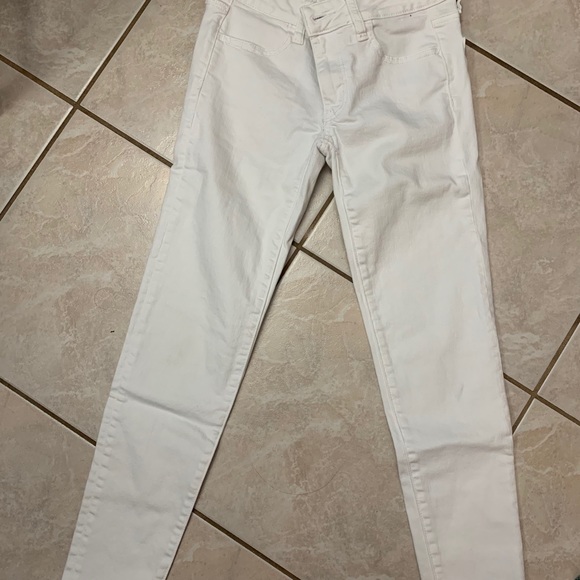 White American Eagle Jeans - Picture 2 of 2